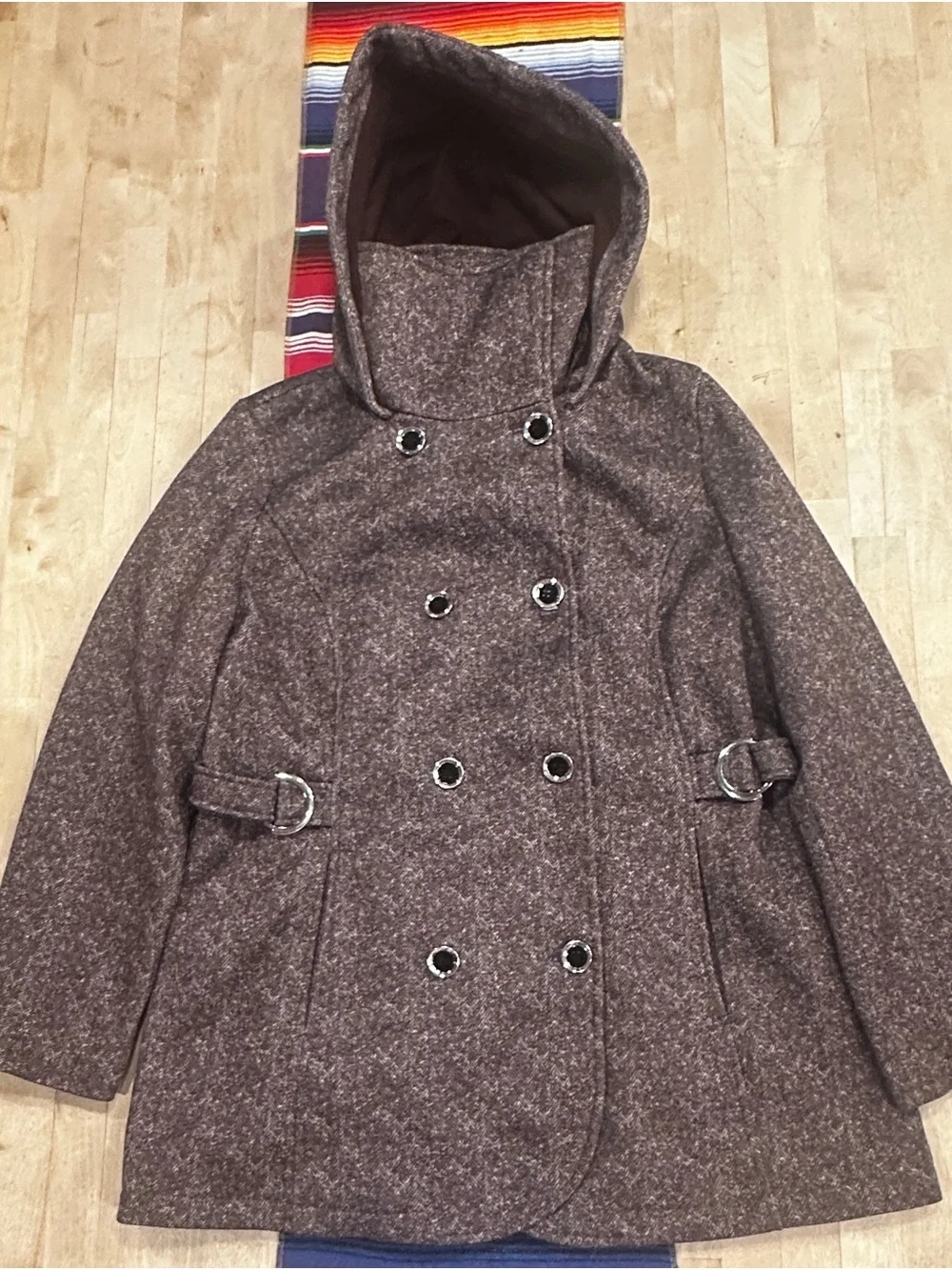 Details purple hooded